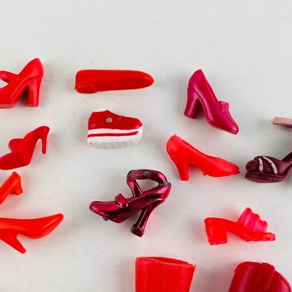 Barbie Size Type Doll Shoe Accessories Red Mismatched Shoes Lot - Picture 15 of 16